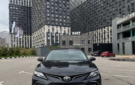 Toyota Camry, 2023 год, 3 743 000 рублей, 24 фотография