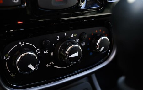 Renault Duster I рестайлинг, 2013 год, 899 000 рублей, 12 фотография