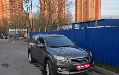Toyota RAV4, 2011 год, 1 100 000 рублей, 4 фотография