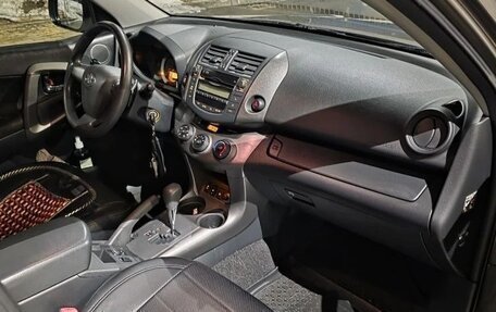 Toyota RAV4, 2011 год, 1 100 000 рублей, 6 фотография