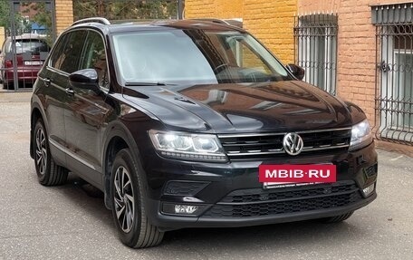 Volkswagen Tiguan II, 2018 год, 3 100 000 рублей, 2 фотография