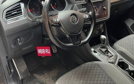 Volkswagen Tiguan II, 2018 год, 3 100 000 рублей, 15 фотография