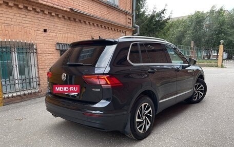 Volkswagen Tiguan II, 2018 год, 3 100 000 рублей, 38 фотография