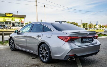 Toyota Avalon, 2022 год, 3 198 000 рублей, 5 фотография