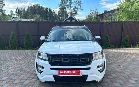 Ford Explorer VI, 2017 год, 3 000 000 рублей, 2 фотография