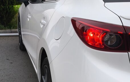 Mazda 3, 2018 год, 1 750 000 рублей, 29 фотография
