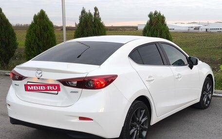 Mazda 3, 2018 год, 1 750 000 рублей, 31 фотография