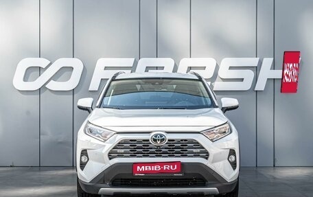 Toyota RAV4, 2021 год, 3 650 000 рублей, 3 фотография