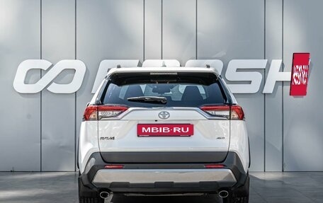 Toyota RAV4, 2021 год, 3 650 000 рублей, 4 фотография