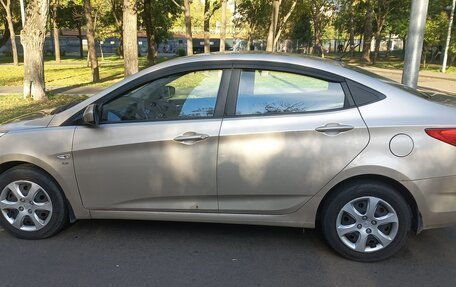 Hyundai Solaris II рестайлинг, 2013 год, 850 000 рублей, 7 фотография