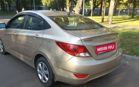 Hyundai Solaris II рестайлинг, 2013 год, 850 000 рублей, 6 фотография