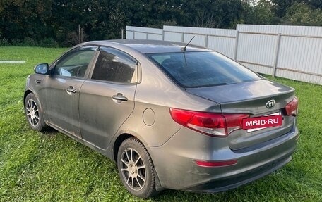 KIA Rio III рестайлинг, 2015 год, 289 000 рублей, 16 фотография