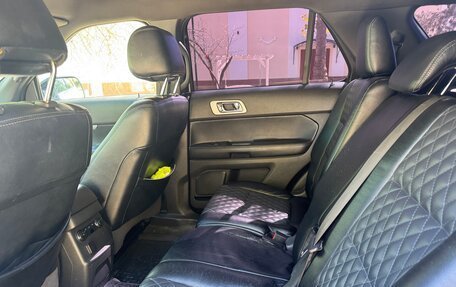 Ford Explorer VI, 2013 год, 1 740 000 рублей, 13 фотография
