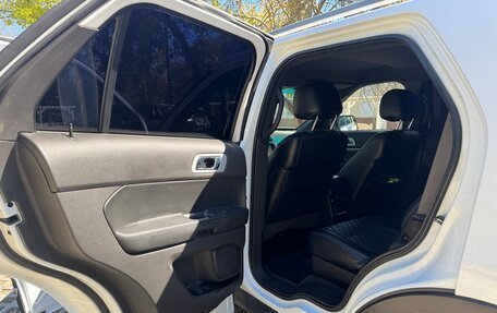 Ford Explorer VI, 2013 год, 1 740 000 рублей, 12 фотография