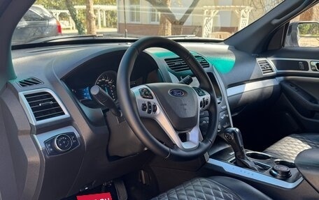 Ford Explorer VI, 2013 год, 1 740 000 рублей, 8 фотография