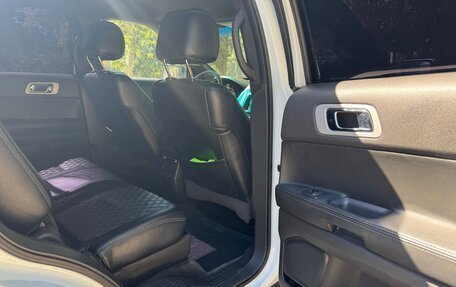 Ford Explorer VI, 2013 год, 1 740 000 рублей, 16 фотография