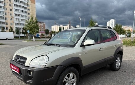 Hyundai Tucson III, 2005 год, 450 000 рублей, 1 фотография