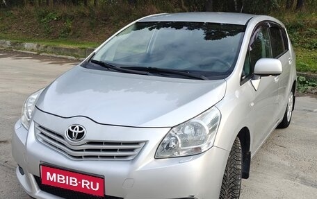 Toyota Verso I, 2012 год, 1 100 000 рублей, 1 фотография