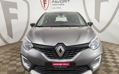 Renault Kaptur I рестайлинг, 2017 год, 1 484 000 рублей, 2 фотография