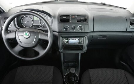 Skoda Fabia II, 2012 год, 650 000 рублей, 10 фотография