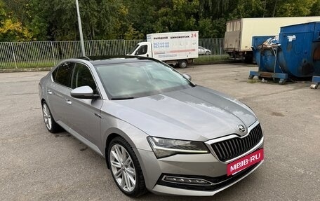 Skoda Superb III рестайлинг, 2020 год, 3 000 000 рублей, 7 фотография