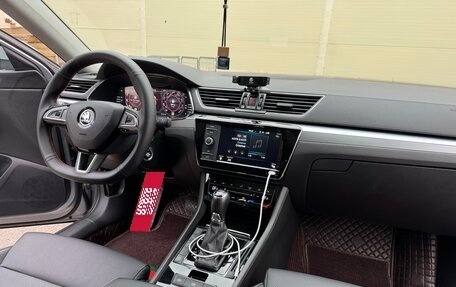 Skoda Superb III рестайлинг, 2020 год, 3 000 000 рублей, 11 фотография