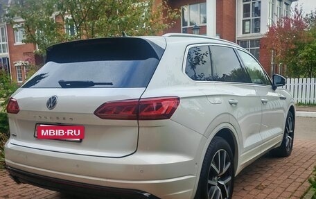 Volkswagen Touareg III, 2018 год, 6 300 000 рублей, 4 фотография