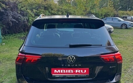 Volkswagen Tiguan II, 2022 год, 3 050 000 рублей, 2 фотография
