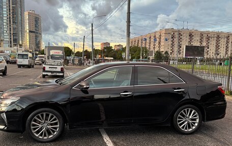 Toyota Camry, 2017 год, 2 250 000 рублей, 3 фотография