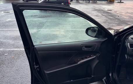 Toyota Camry, 2017 год, 2 250 000 рублей, 17 фотография