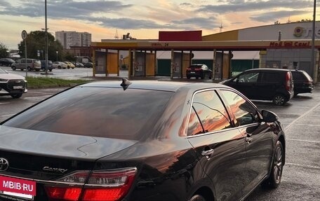Toyota Camry, 2017 год, 2 250 000 рублей, 6 фотография