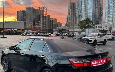 Toyota Camry, 2017 год, 2 250 000 рублей, 4 фотография