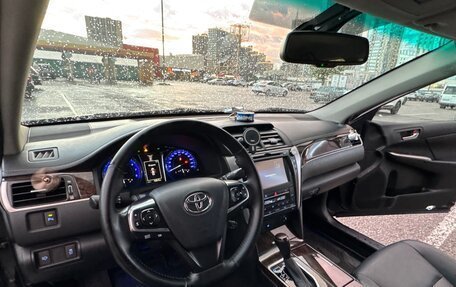 Toyota Camry, 2017 год, 2 250 000 рублей, 19 фотография