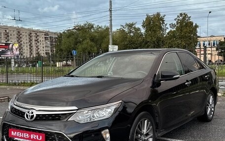 Toyota Camry, 2017 год, 2 250 000 рублей, 24 фотография