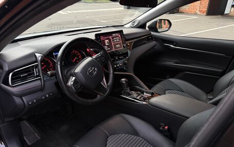 Toyota Camry, 2022 год, 3 250 000 рублей, 8 фотография