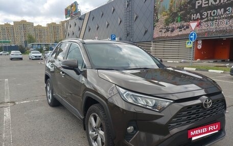 Toyota RAV4, 2022 год, 3 198 999 рублей, 3 фотография