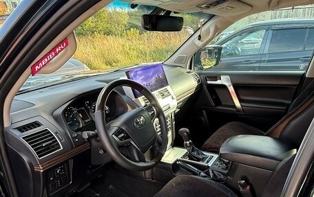 Toyota Land Cruiser Prado 150 рестайлинг 2, 2018 год, 5 650 000 рублей, 14 фотография