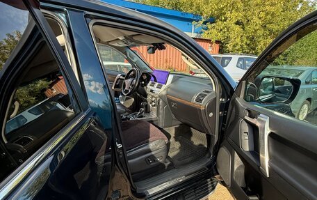 Toyota Land Cruiser Prado 150 рестайлинг 2, 2018 год, 5 650 000 рублей, 16 фотография