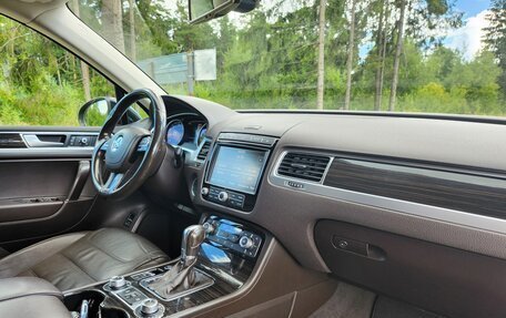 Volkswagen Touareg III, 2016 год, 2 675 000 рублей, 5 фотография