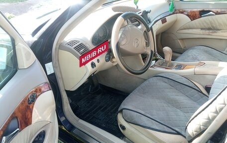 Mercedes-Benz E-Класс, 2002 год, 880 000 рублей, 2 фотография