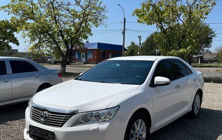 Toyota Camry, 2014 год, 1 550 000 рублей, 2 фотография