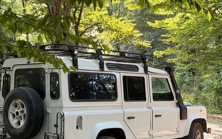 Land Rover Defender I, 2010 год, 2 000 000 рублей, 5 фотография
