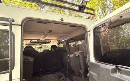 Land Rover Defender I, 2010 год, 2 000 000 рублей, 11 фотография
