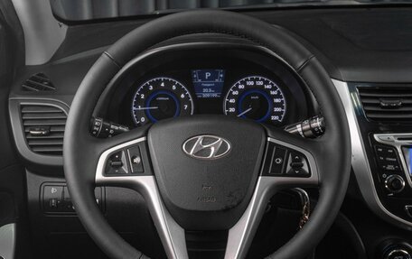 Hyundai Solaris II рестайлинг, 2013 год, 869 000 рублей, 16 фотография