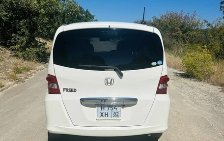 Honda Freed I, 2010 год, 1 100 000 рублей, 3 фотография