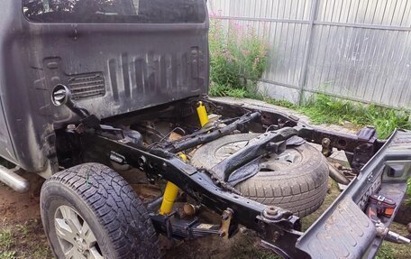Nissan Navara (Frontier), 2006 год, 700 000 рублей, 12 фотография