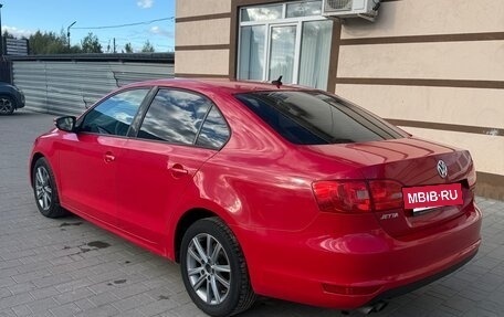 Volkswagen Jetta VI, 2011 год, 950 000 рублей, 9 фотография