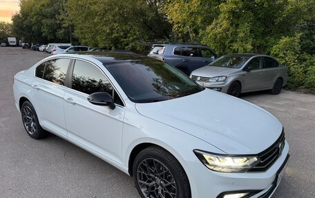 Volkswagen Passat B8 рестайлинг, 2021 год, 2 900 000 рублей, 3 фотография