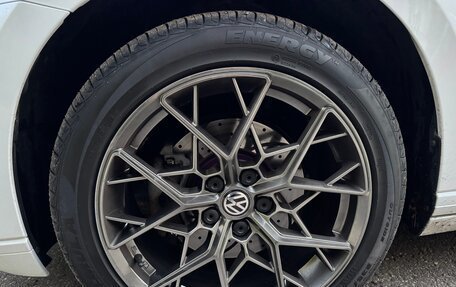 Volkswagen Passat B8 рестайлинг, 2021 год, 2 900 000 рублей, 16 фотография