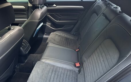 Volkswagen Passat B8 рестайлинг, 2021 год, 2 900 000 рублей, 10 фотография